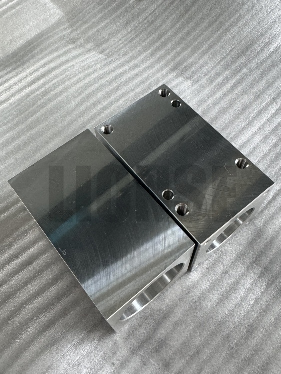 Hvorfor foretrekkes maskinverktøy og utstyrsdeler for aluminiumsbehandling?