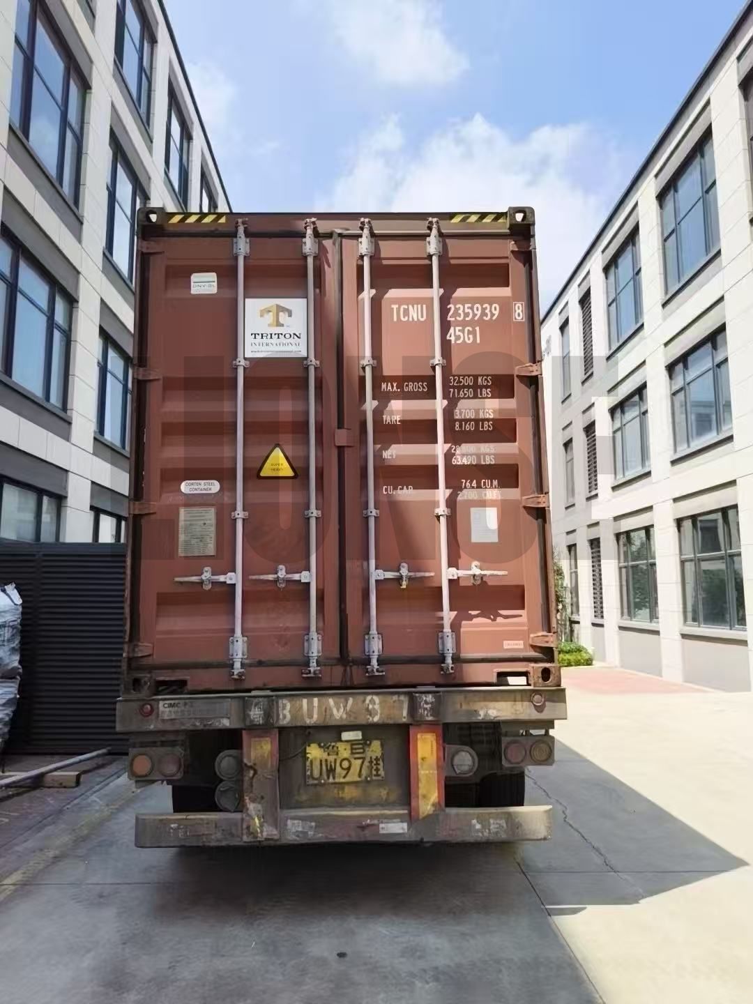 LIONSE sender CNC-maskinerte deler